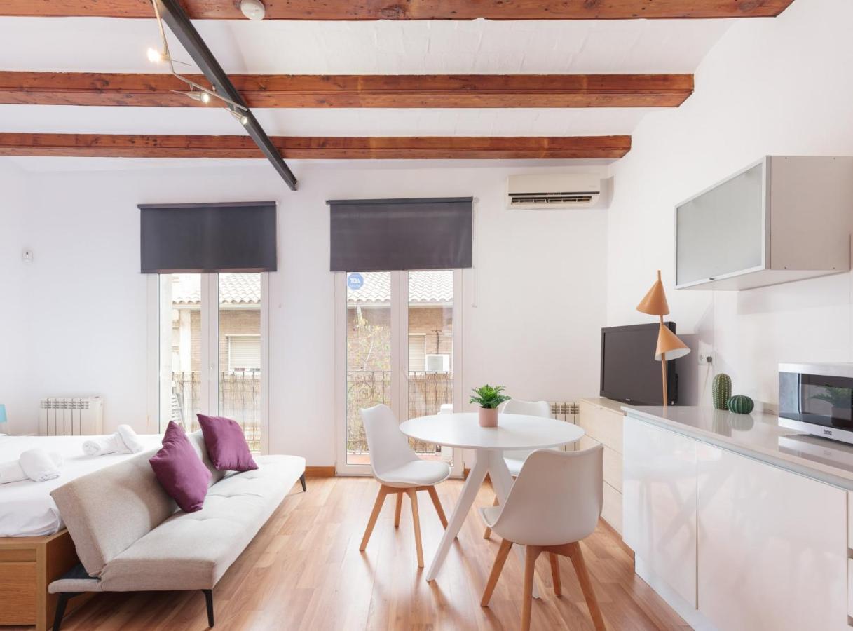 Spacious Doubleroom Apartment At Sants Barcelona Exteriör bild