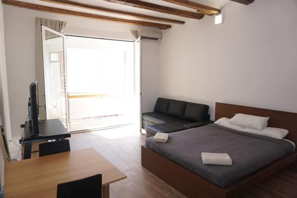 Spacious Doubleroom Apartment At Sants Barcelona Exteriör bild